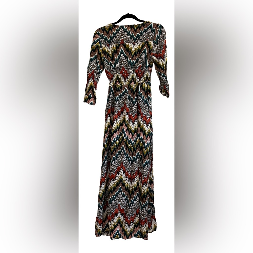 Chevron Patterned Maxi Dress - Picture 2 of 8